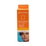 کرم ضد آفتاب مرطوب کننده درماتیپیک مدل Phototypique با Spf +50 مناسب پوست نرمال تا خشک حجم 50 میلی لیتر