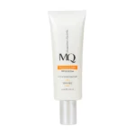 کرم ضدآفتاب بی‌رنگ ام کیو مدل INVISIBLE حجم 55 میلی‌لیتر مناسب پوست چرب با SPF 50،