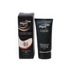 کرم ضد آفتاب رنگی فیتو وان Natural Beige با SPF40 مناسب پوست چرب حجم 30 میلی لیتر