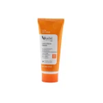 کرم ضد آفتاب وچه رنگی LIGHT BEIGE با SPF50 مناسب پوست چرب و دارای جوش حجم 40 میلی لیتر